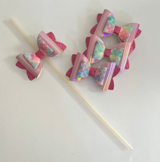 Handmade faux leather straw bow accessory on a tumbler