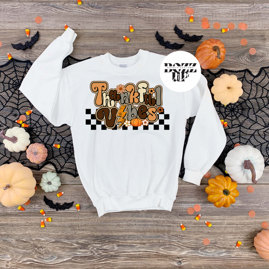 “Thankful Vibes” Fall-Themed Retro Crewneck Sweatshirt